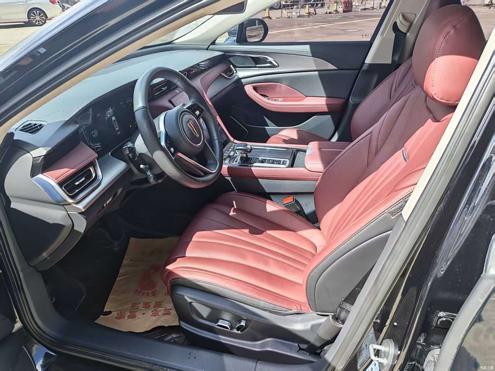 Hongqi H5, 2022 4