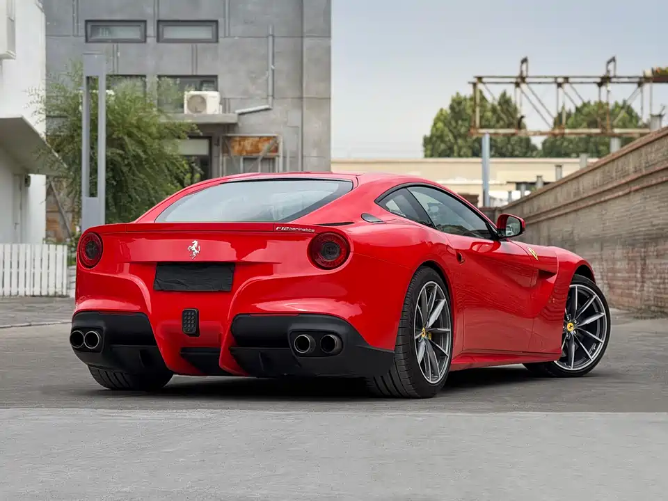 Ferrari F12berlinetta