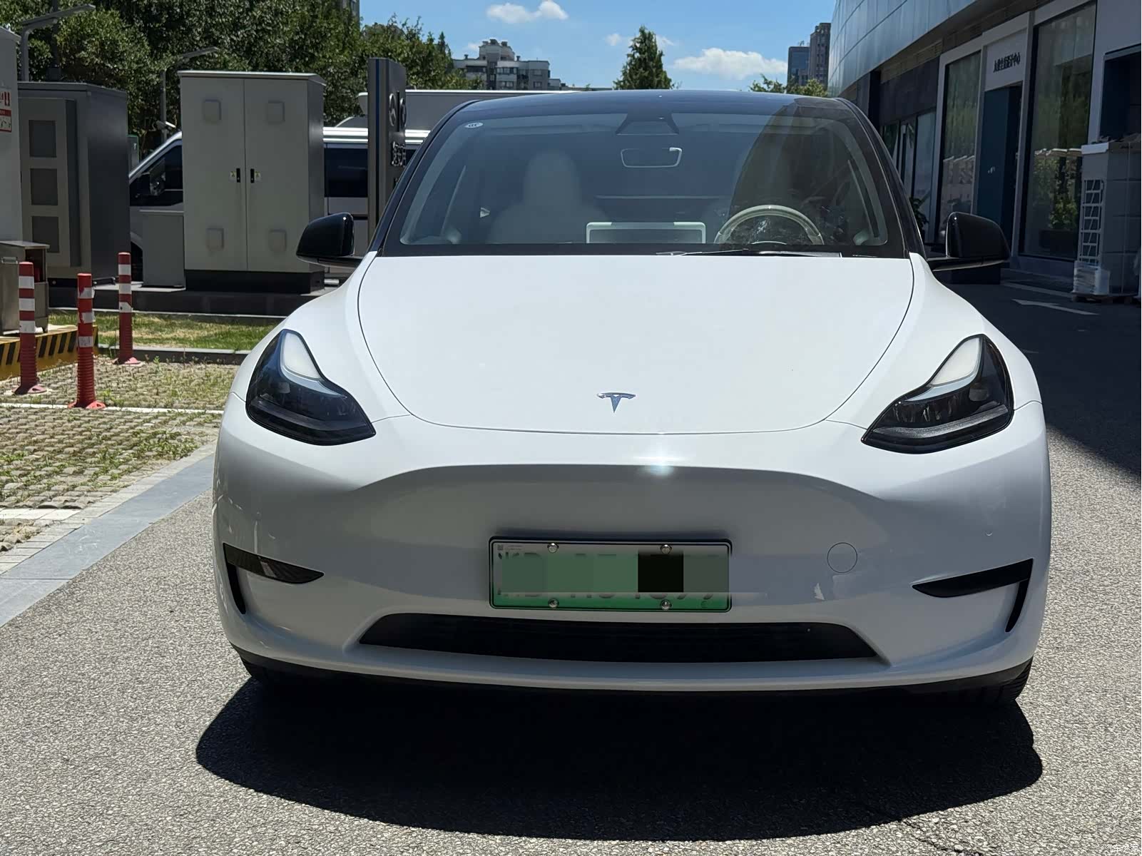 Tesla Model Y, 2022 2