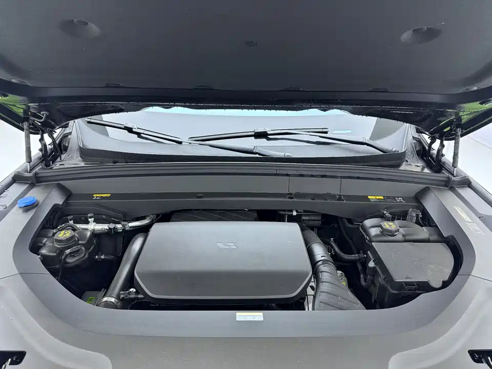 Li Auto Ideal L9