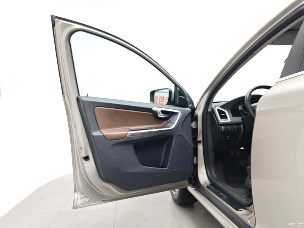 Volvo XC60, 2013 8