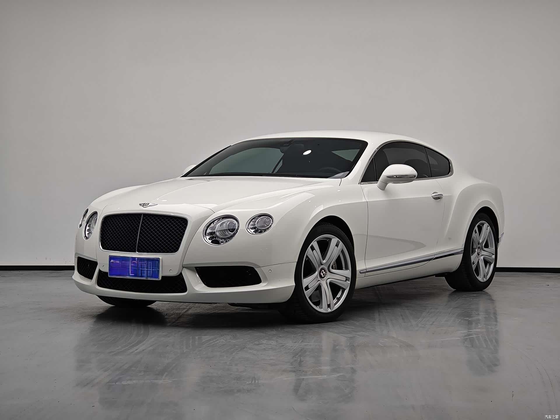 Bentley Continental GT, 2015 1