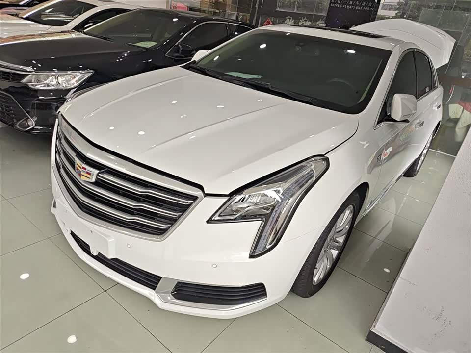 Cadillac XTS