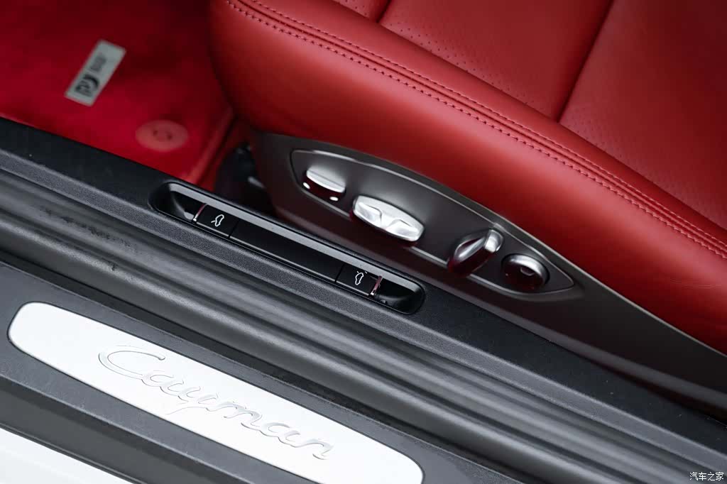 Porsche Cayman, 2019 16