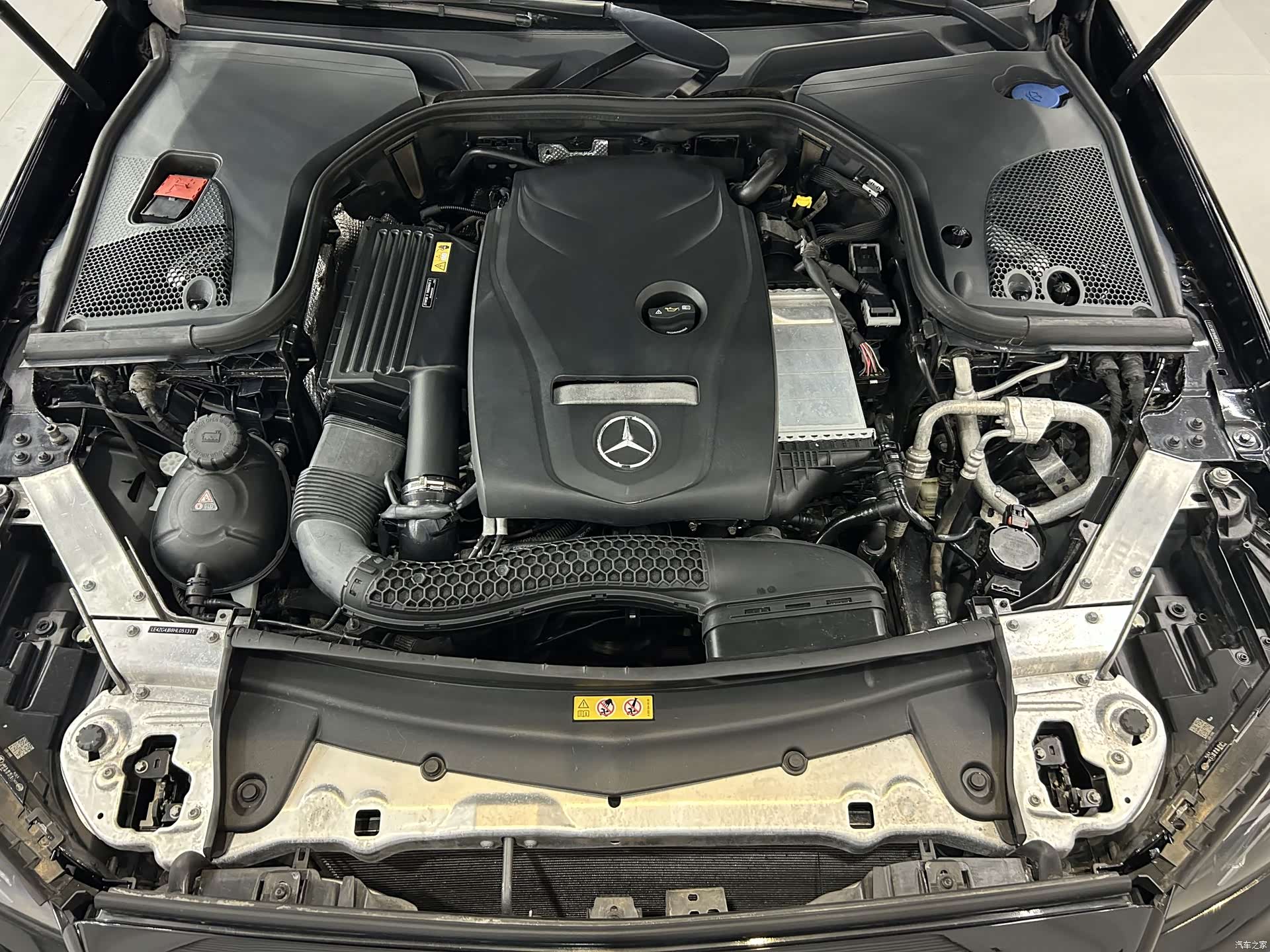 Mercedes-Benz E-Class, 2017 6