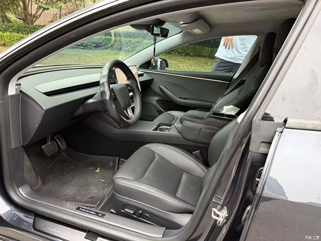 Tesla Model 3, 2024 все фото