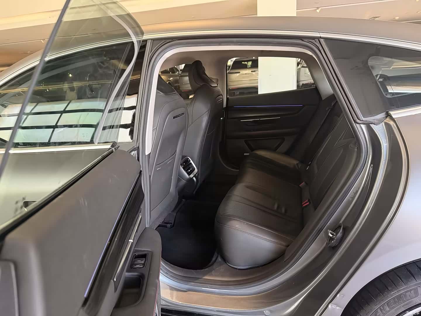 Xpeng P7, 2021 6