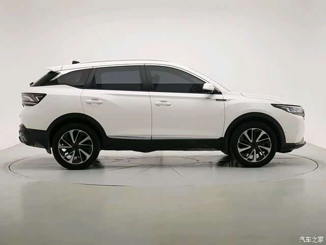 DongFeng AX7, 2022 все фото