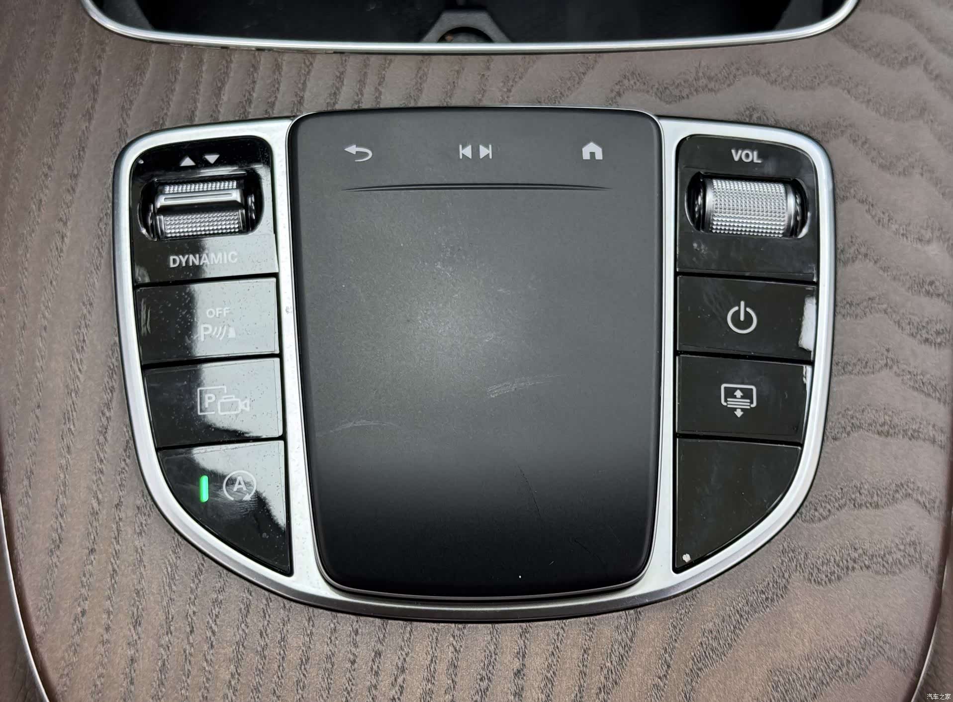 Mercedes-Benz E-Class, 2022 26