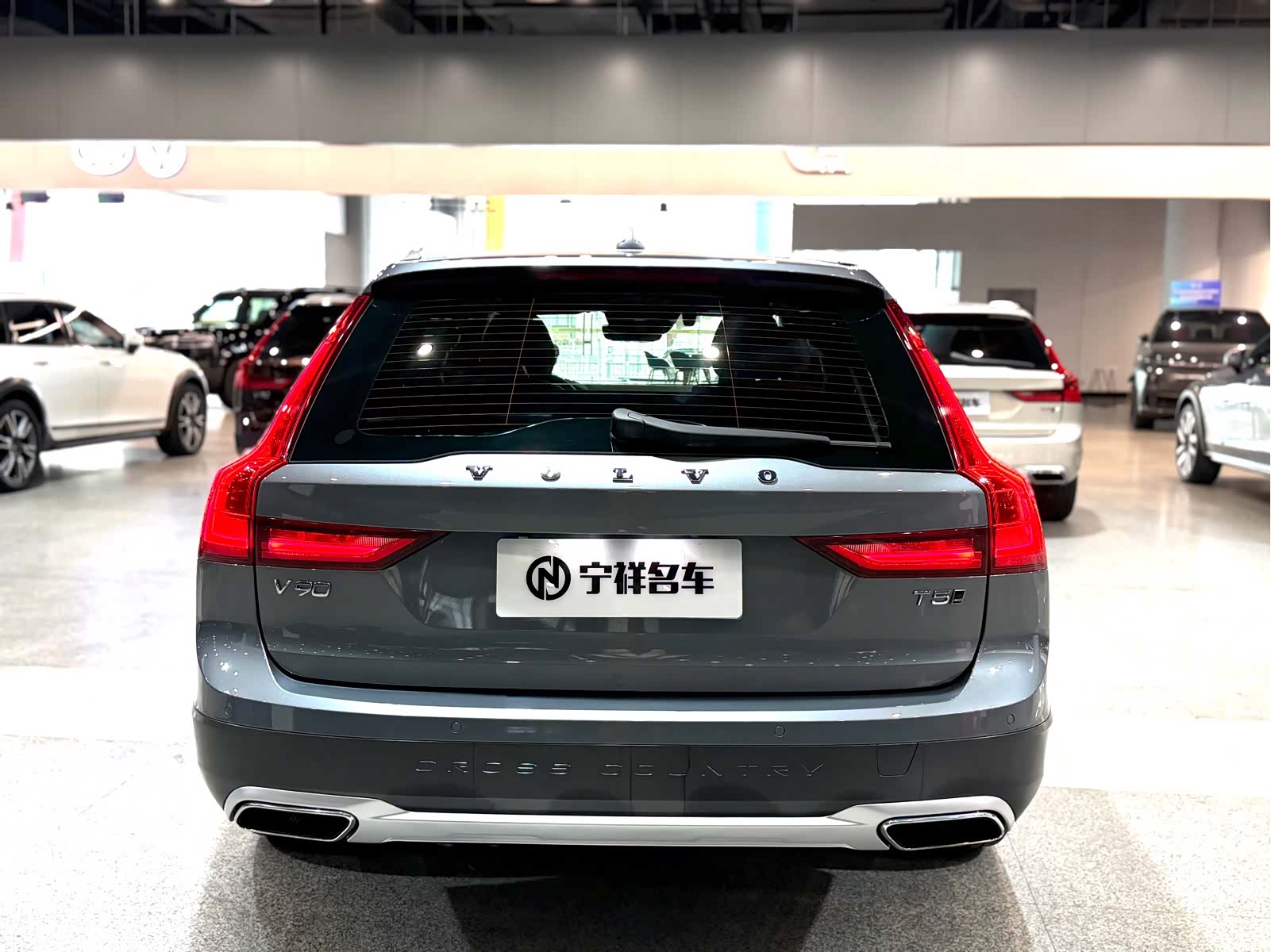 Volvo V90, 2018 все фото