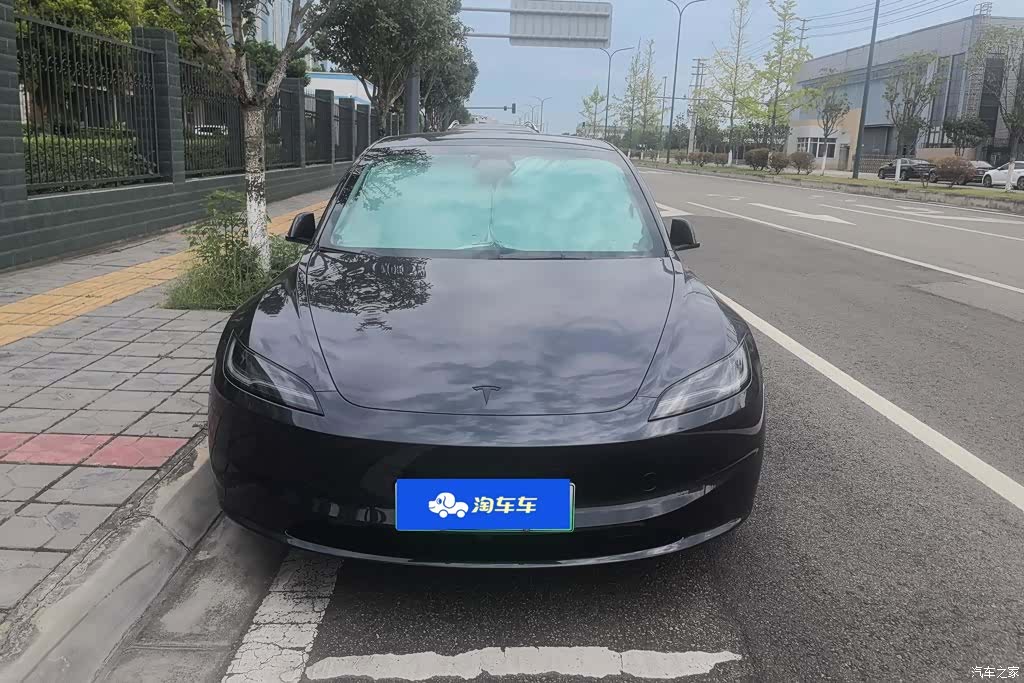Tesla Model 3, 2026 2