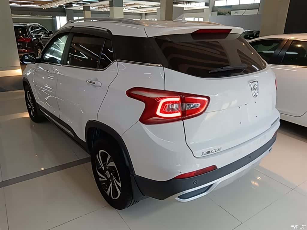 Wuling 510, 2017 все фото