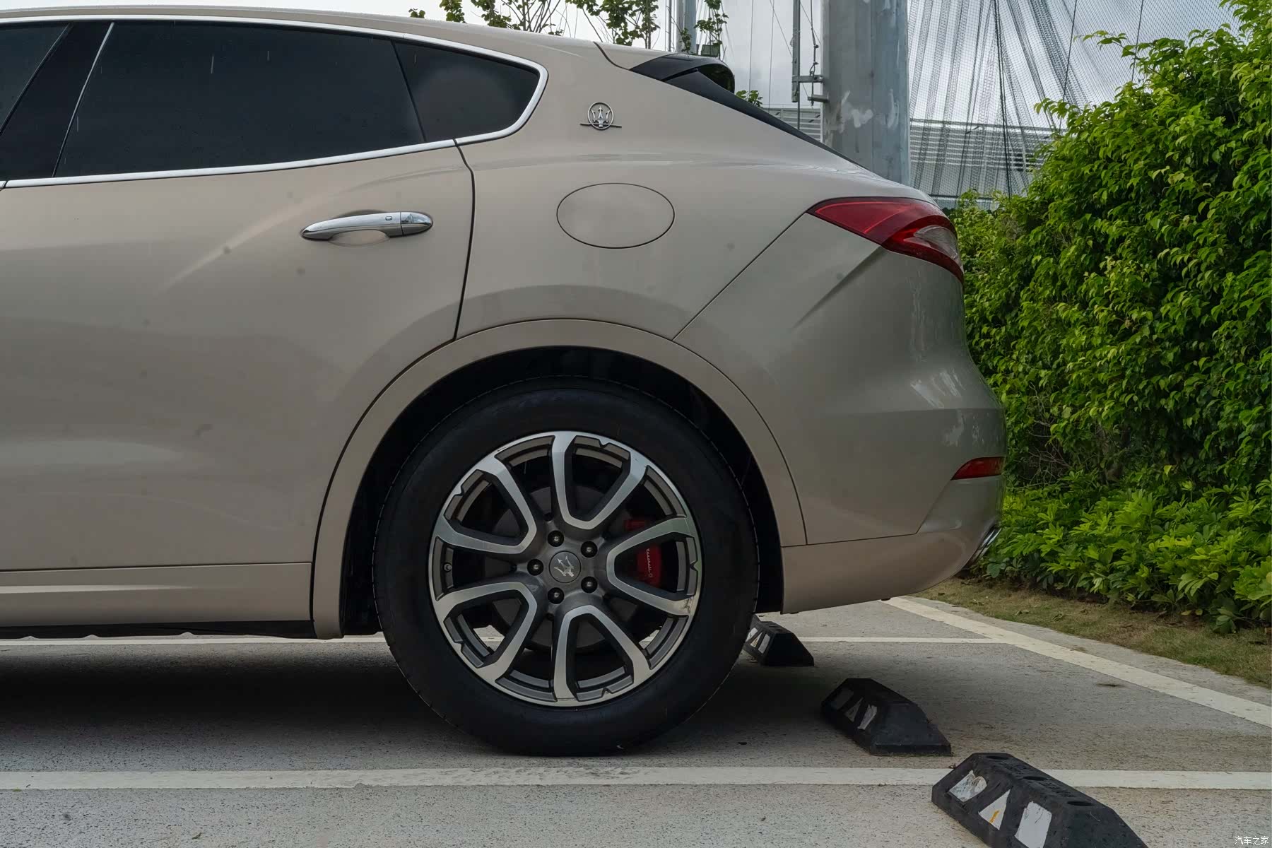 Maserati Levante, 2018 6