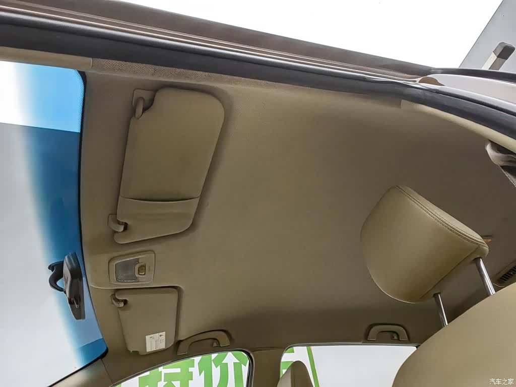 Wuling 730, 2016 14