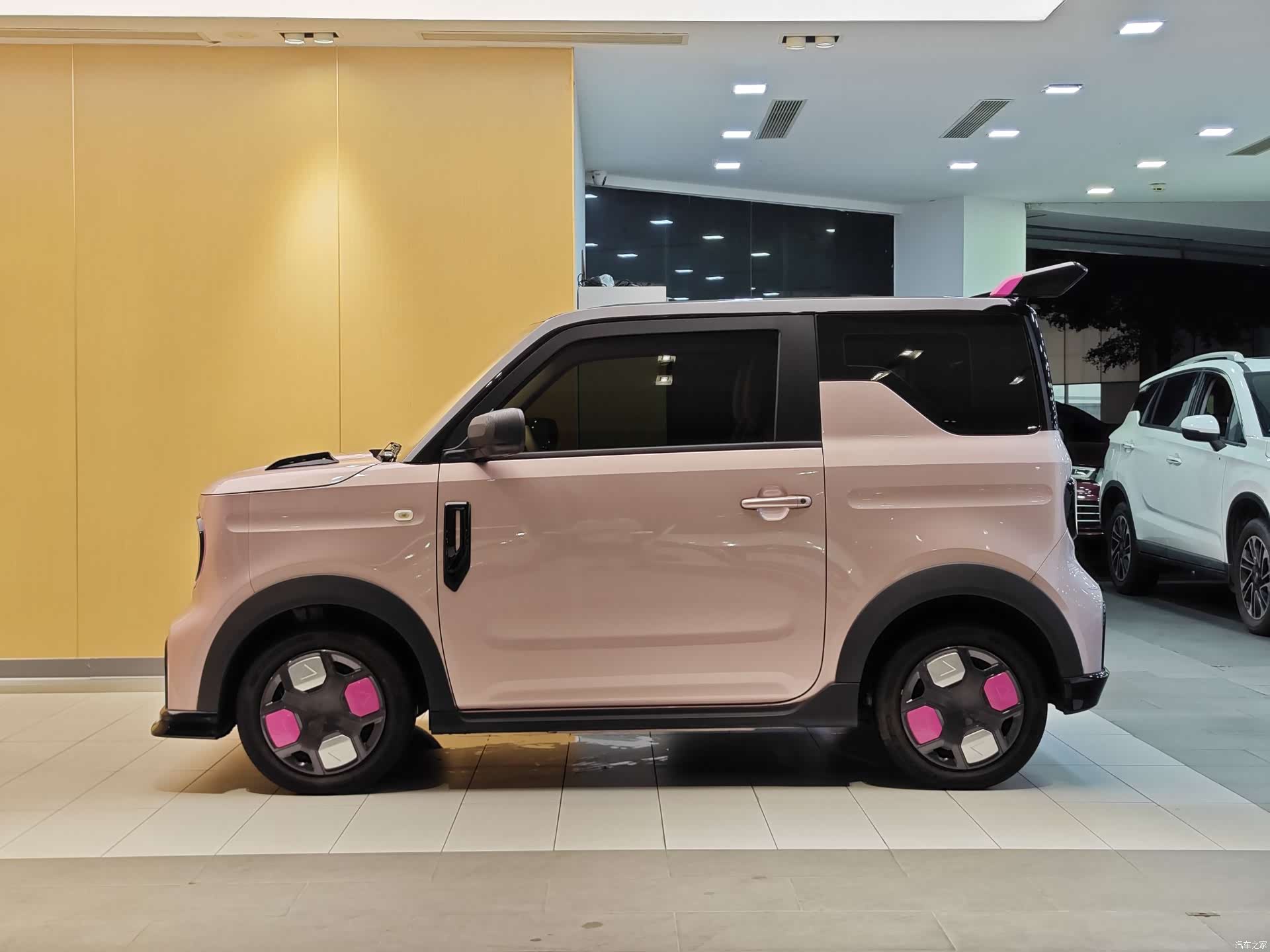 Geely Panda, 2025 6