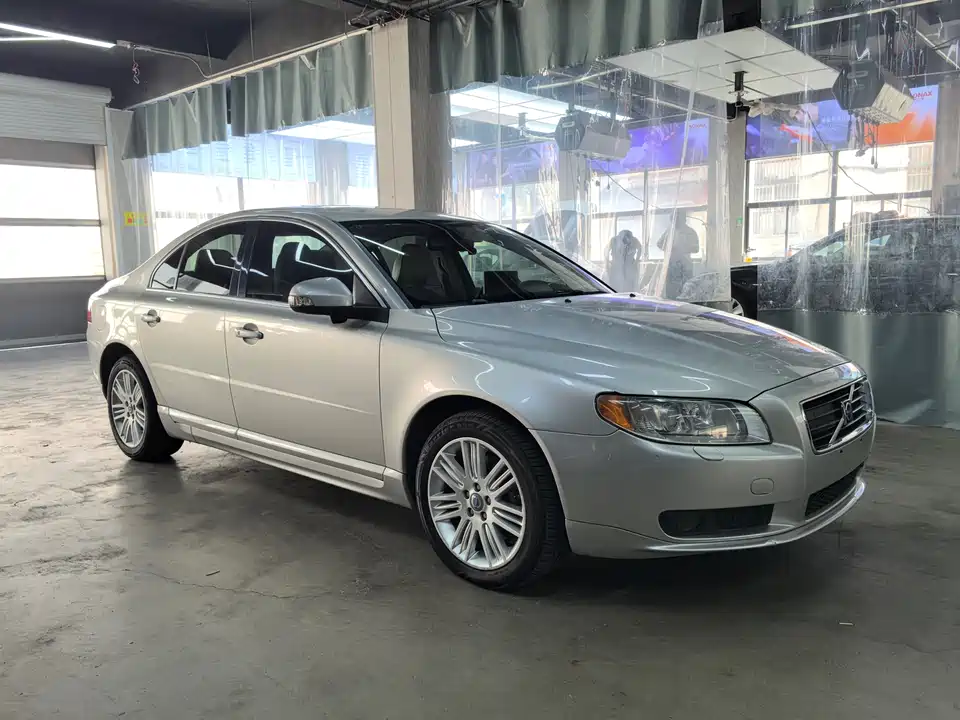 Volvo S80L
