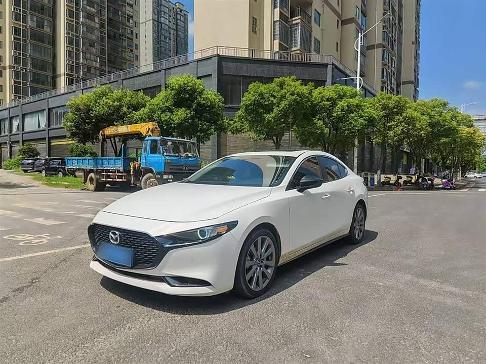 Mazda 3 Angkesaila