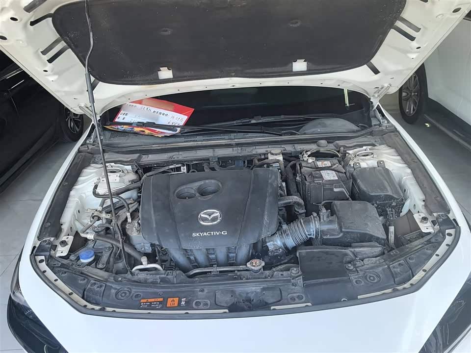 Mazda 3 Angkesaila