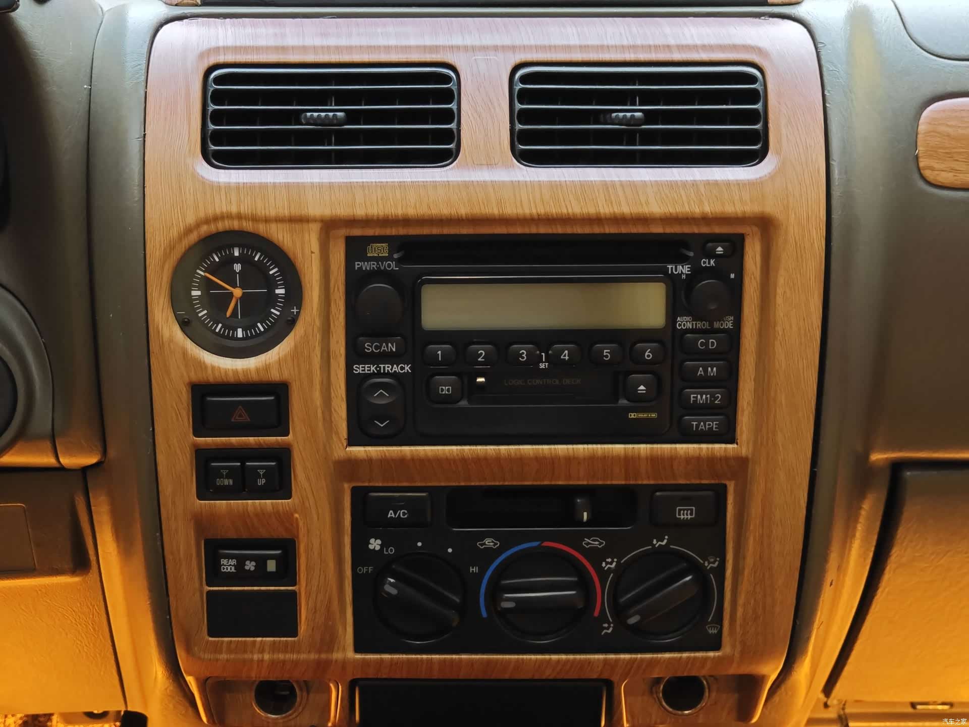 Toyota Prado, 2002 17