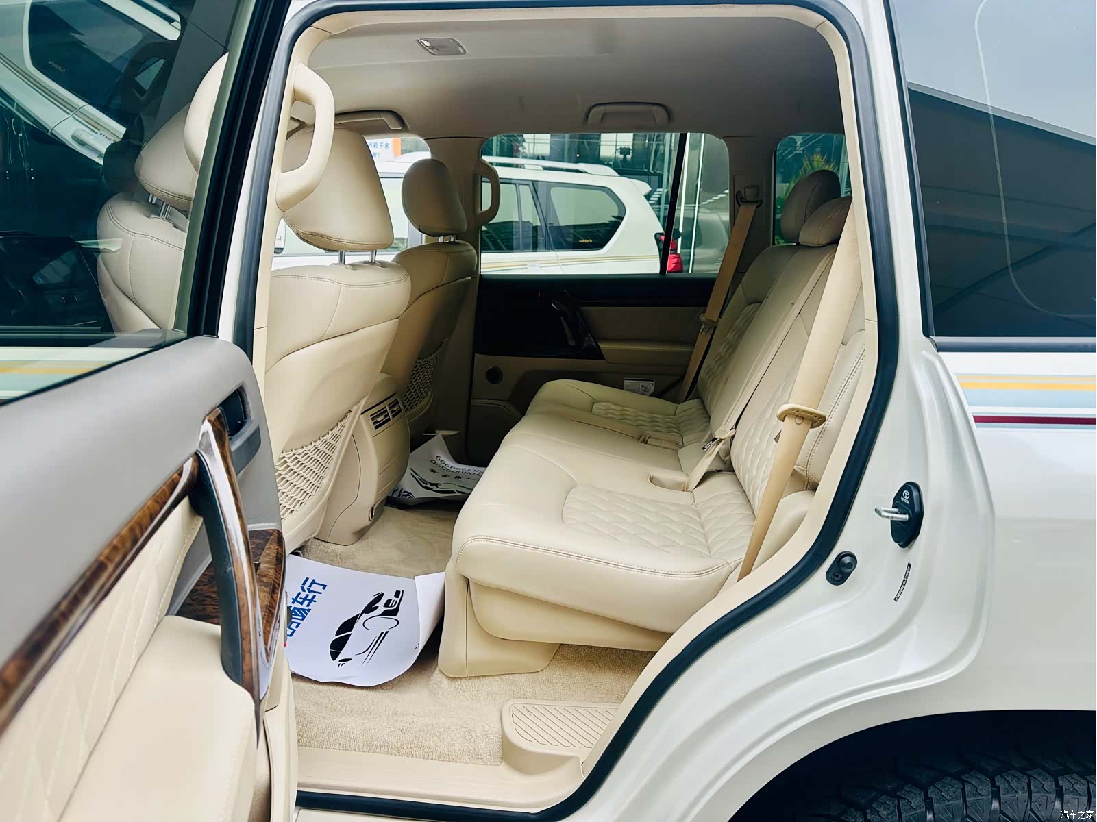 Toyota Land Cruiser, 2020 7