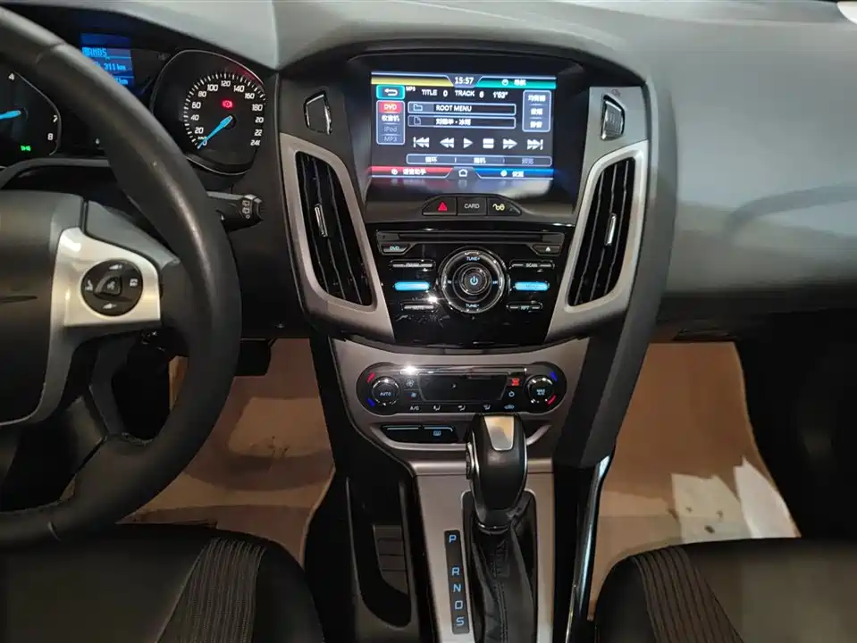 Ford Fox