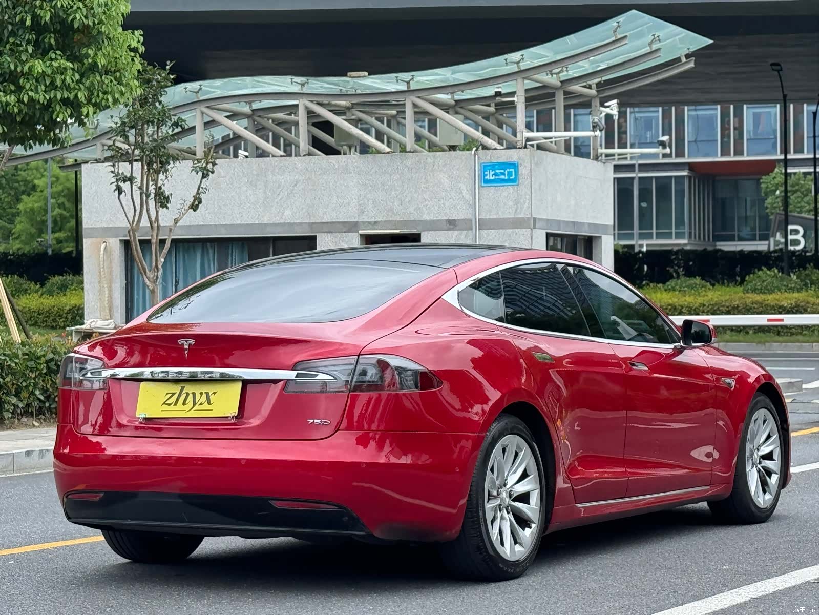 Tesla Model S, 2016 7