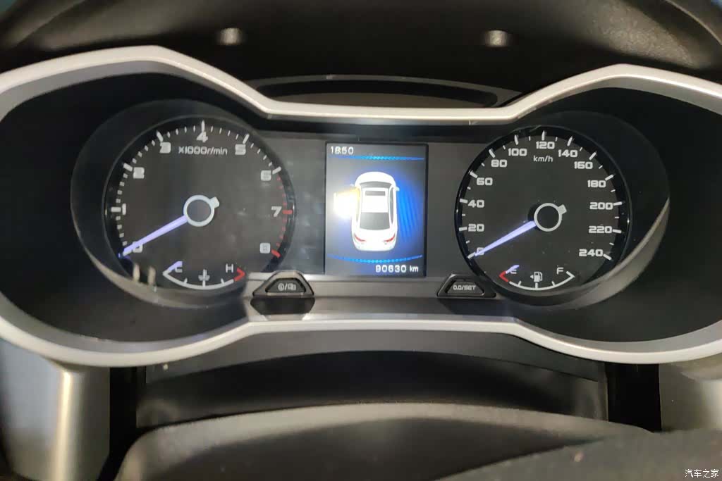 Geely Emgrand, 2016 14