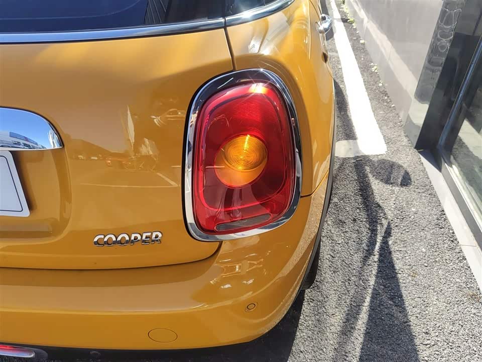 MINI MINI