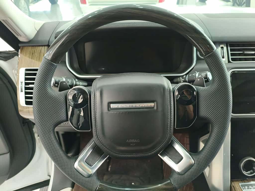 Land Rover Range Rover, 2019 9
