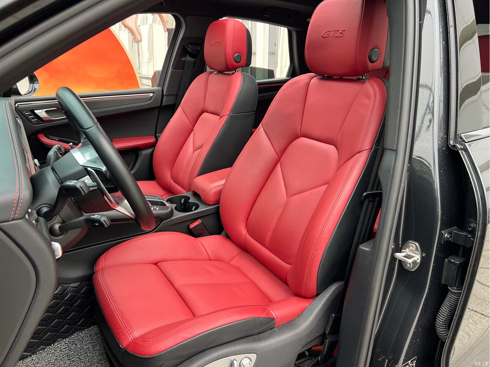 Porsche Macan, 2021 24