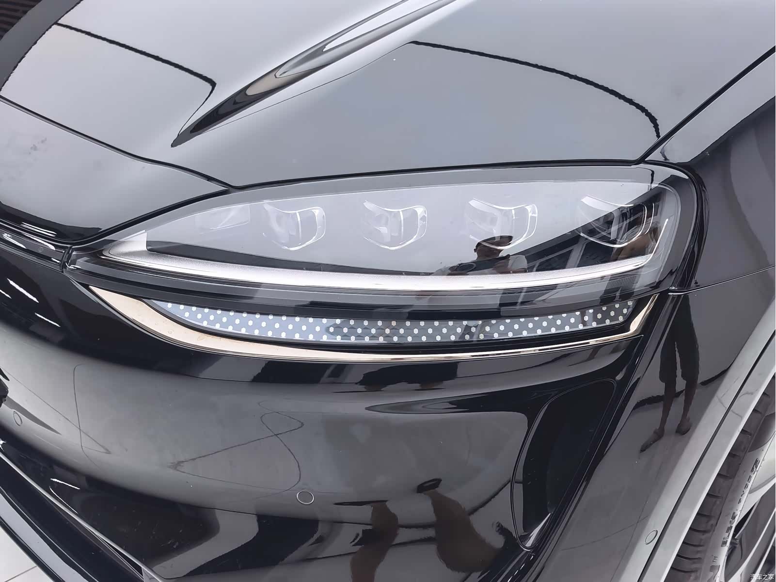 Luxeed R7, 2025 7