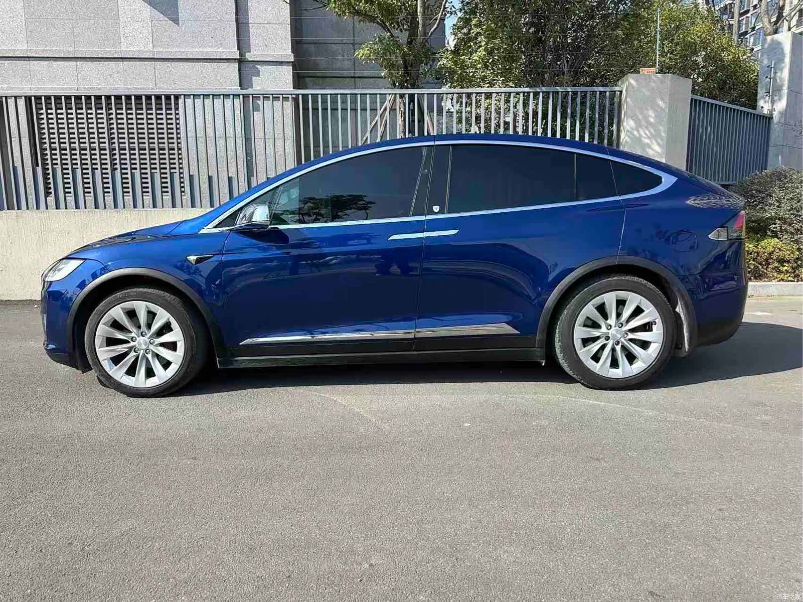 Tesla Model X, 2018 3