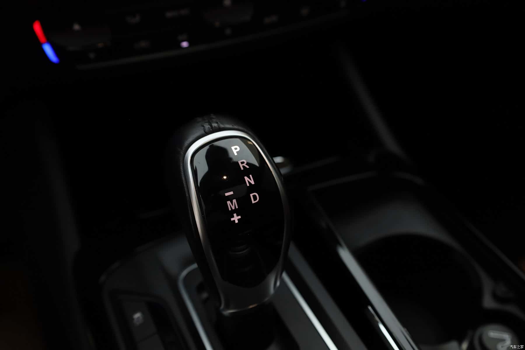 Maserati Levante, 2018 10