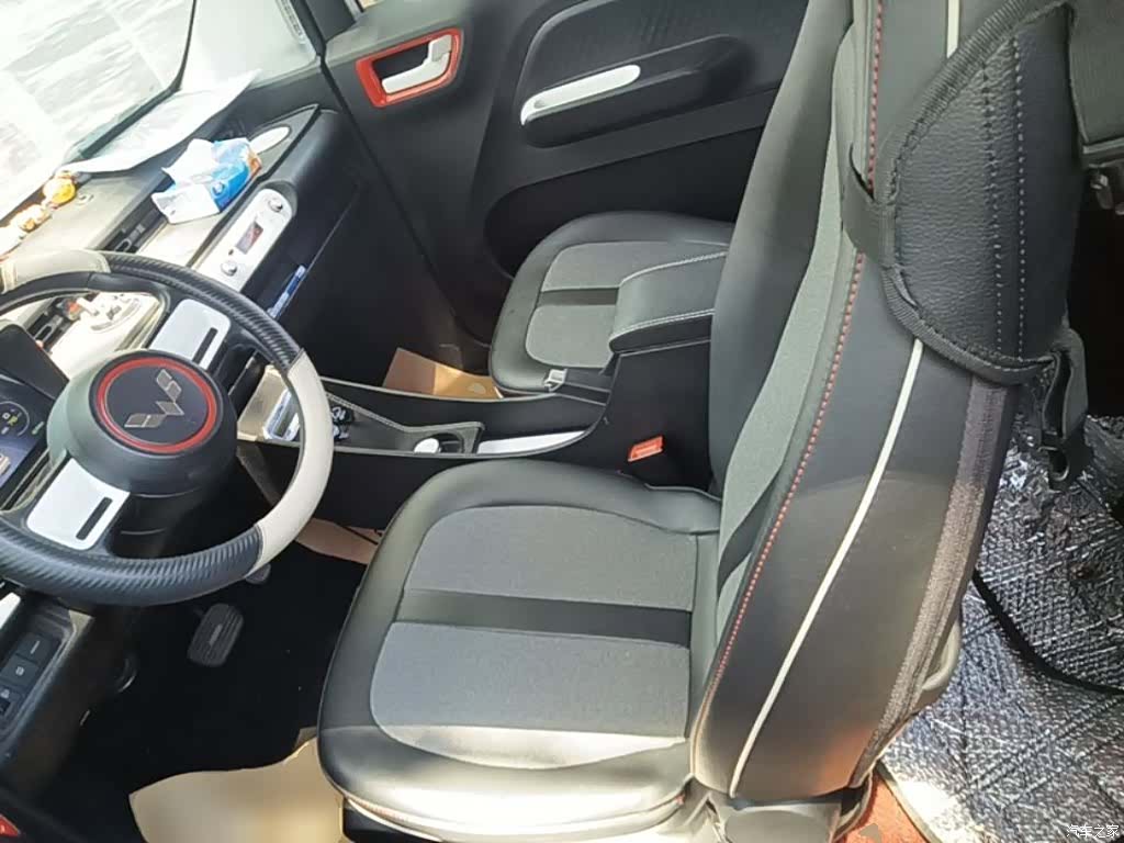 Wuling MINIEV, 2022 15