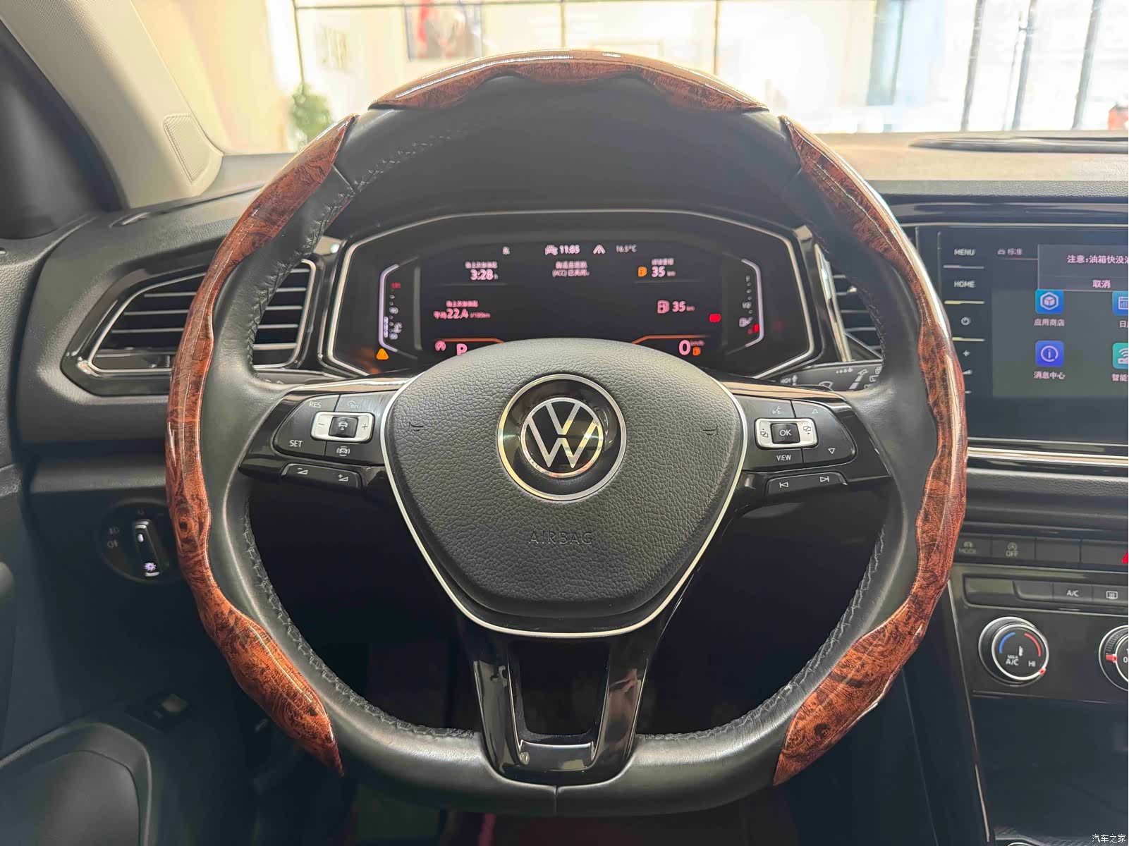 Volkswagen T-ROC, 2021 14