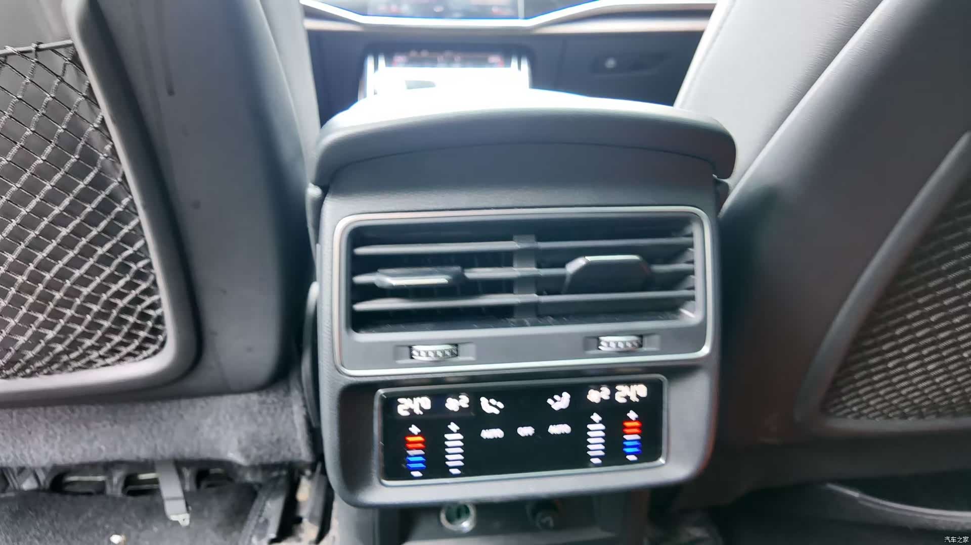 Audi Q7, 2021 8