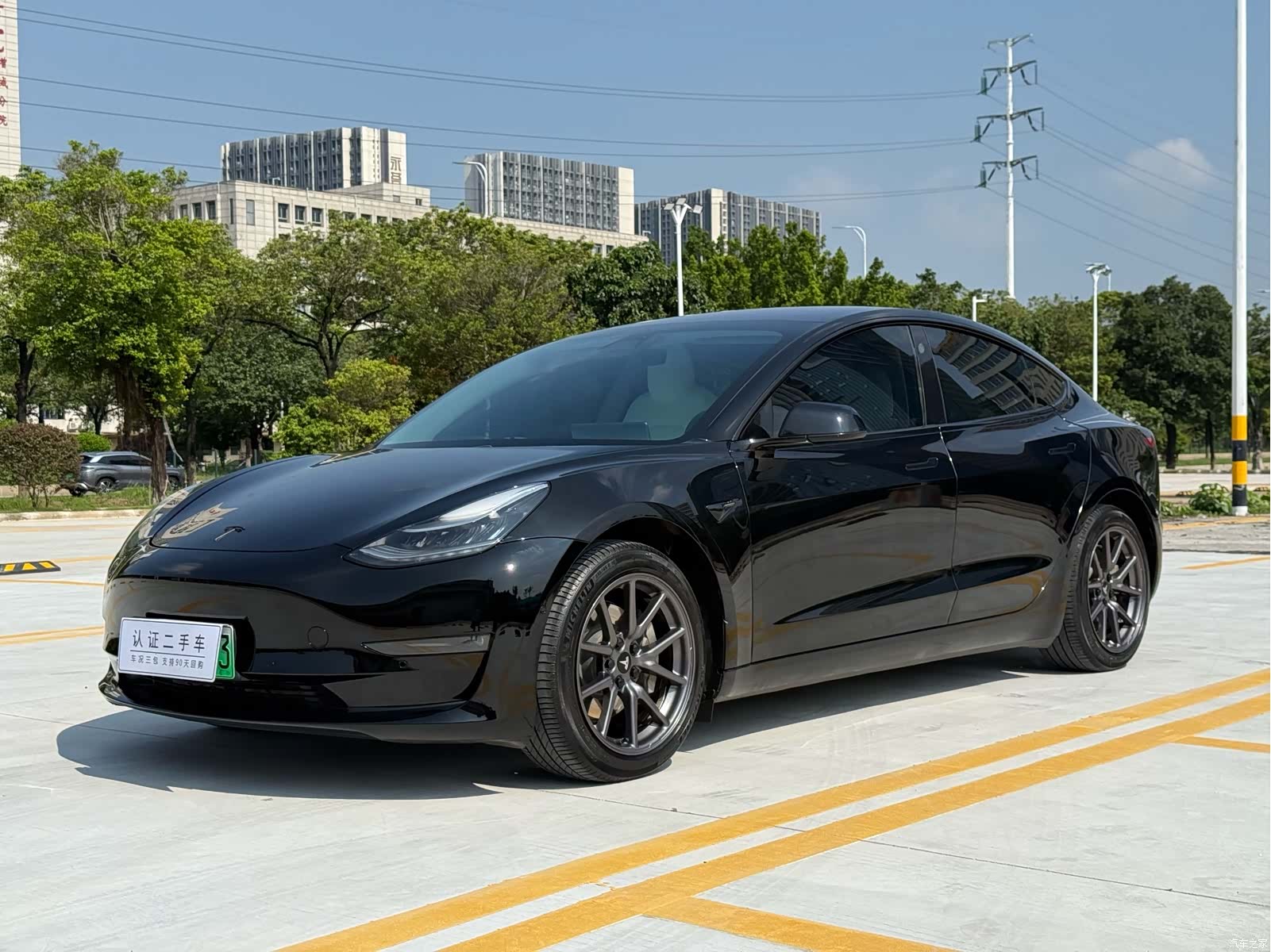 Tesla Model 3, 2019 1