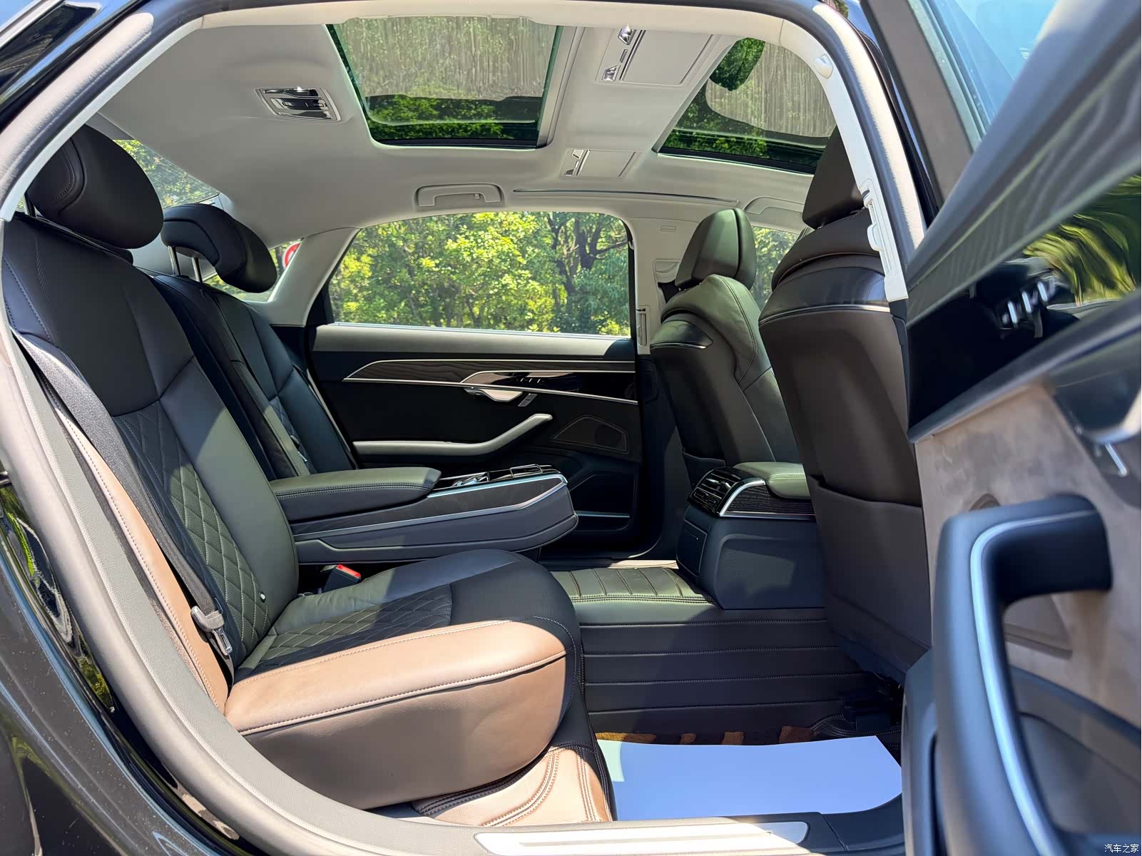 Audi A8L, 2021 15