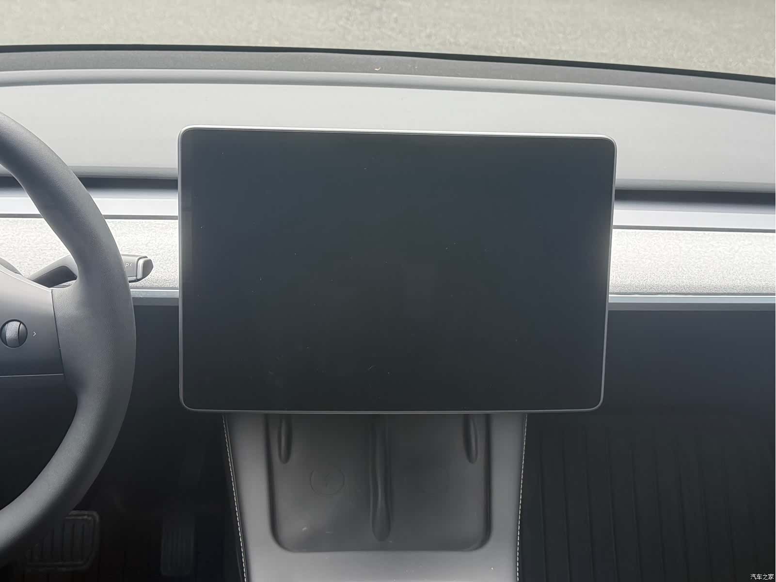 Tesla Model Y, 2024 11