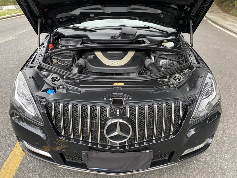 Mercedes-Benz R-class