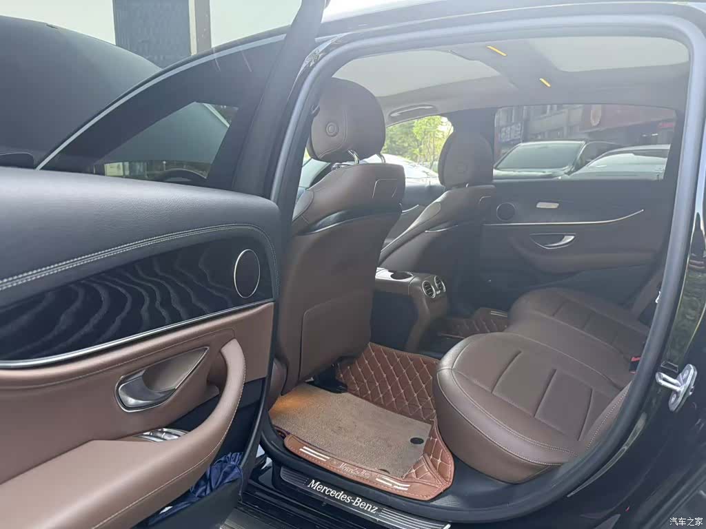 Mercedes-Benz E-Class, 2018 4