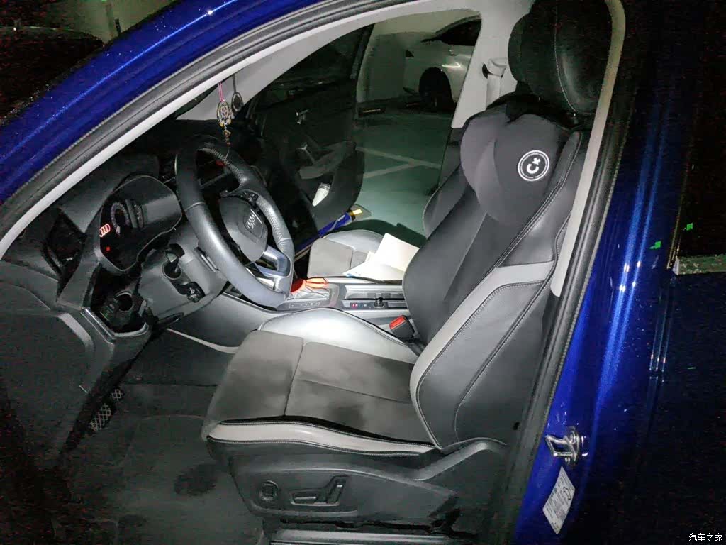 Audi Q3, 2019 8