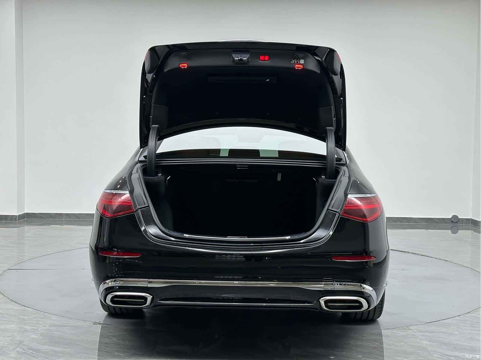 Maybach S-Class, 2025 30