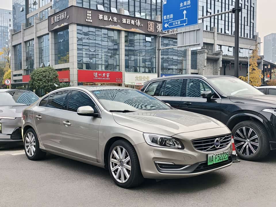 Volvo S60