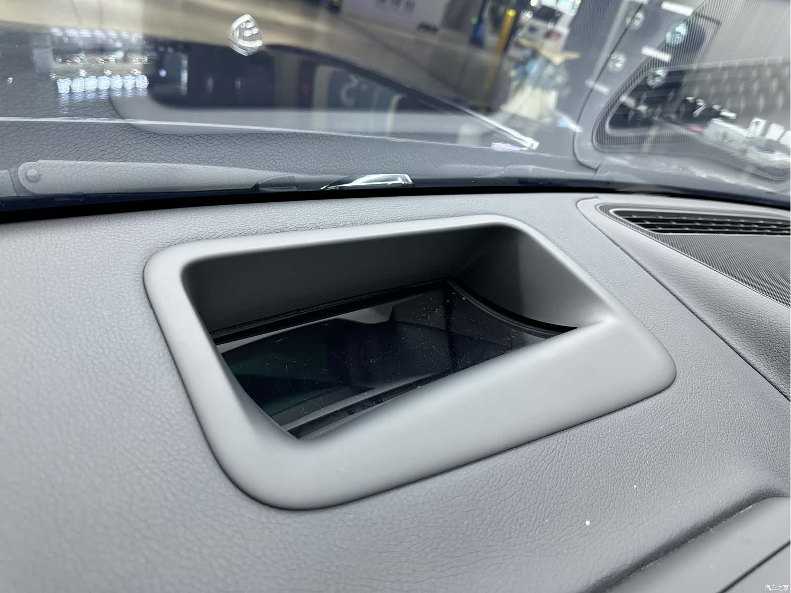 Maybach S-Class, 2025 17