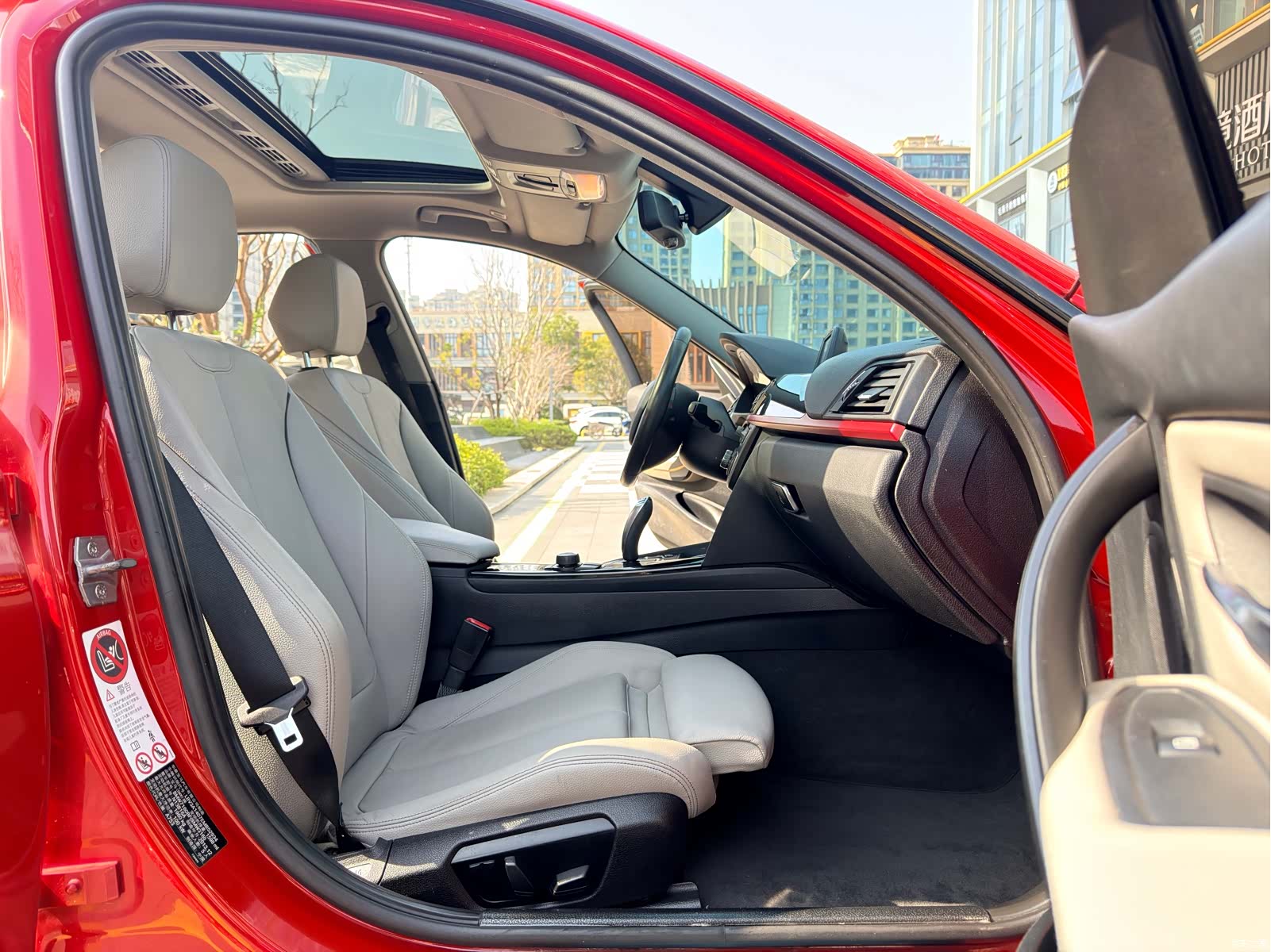 BMW 3 Series, 2014 10