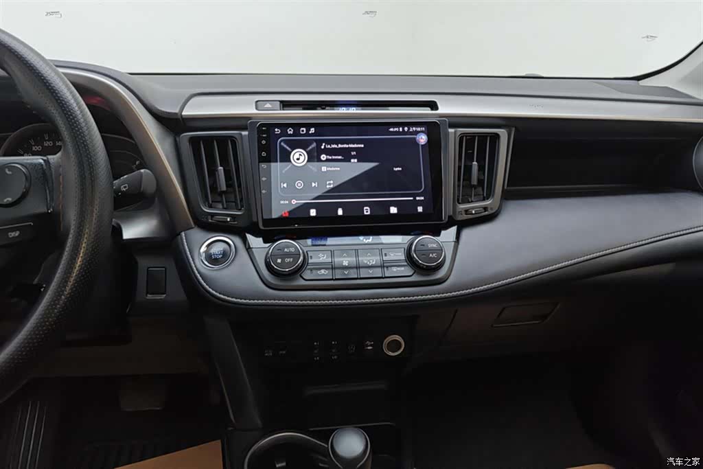 Toyota RAV4, 2018 13