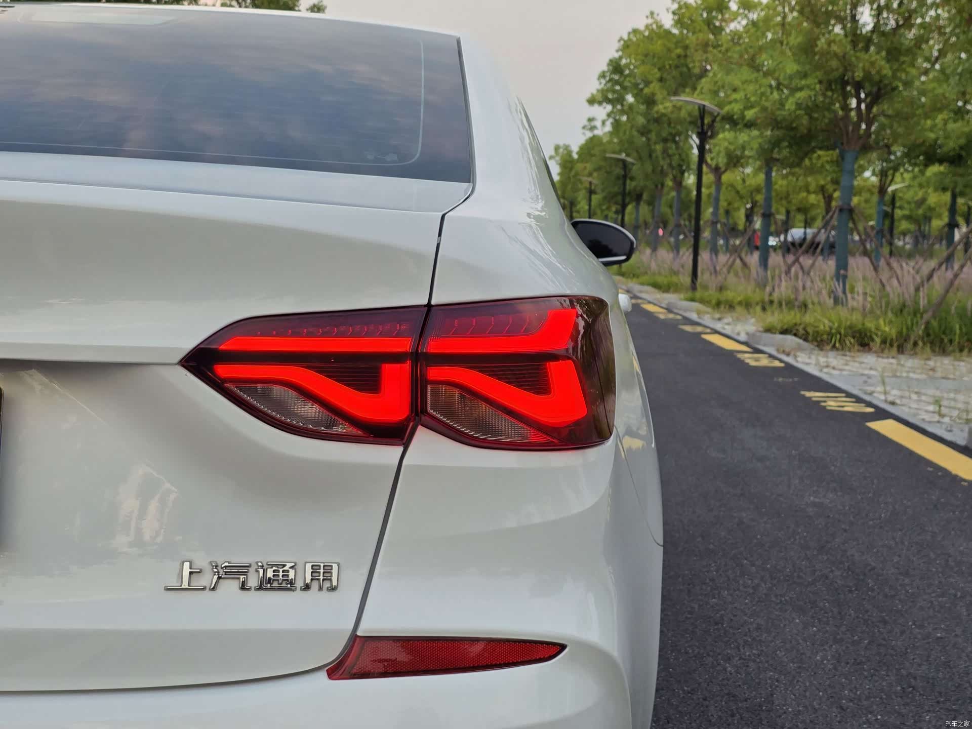 Chevrolet 320, 2022 23