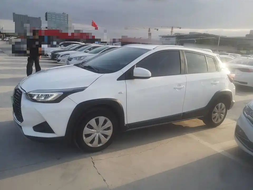 Toyota YARiS L Zhixuan