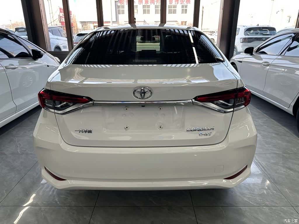 Toyota Corolla, 2022 все фото